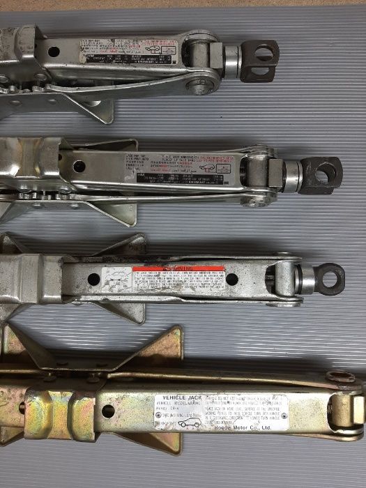 Продам родной домкрат HONDA минивэн кроссовер