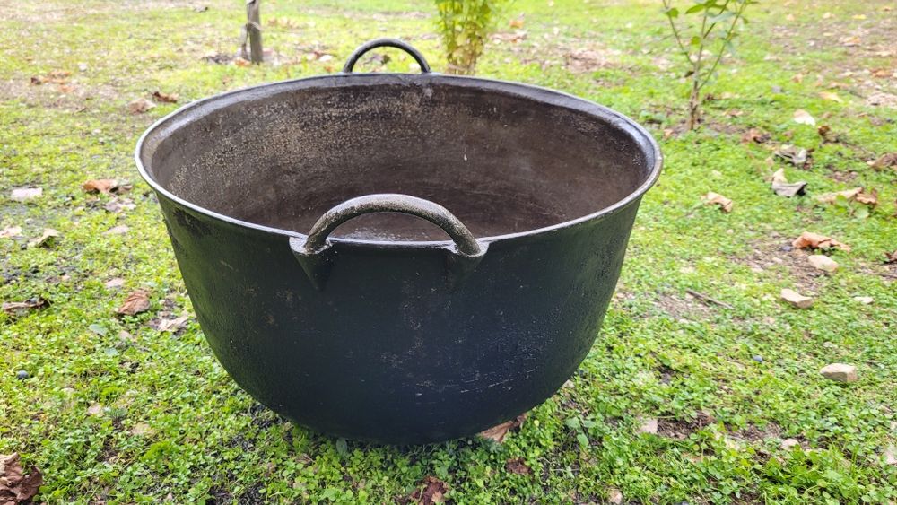 Ceaun din fontă - 60 l