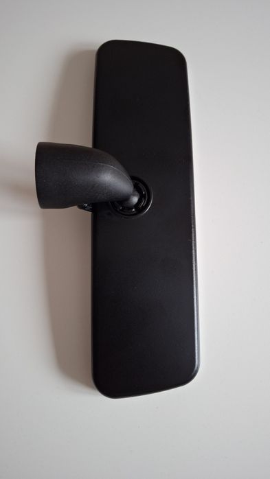 Oglindă retrovizoare