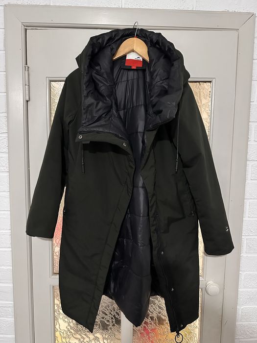 Женские зимние куртки