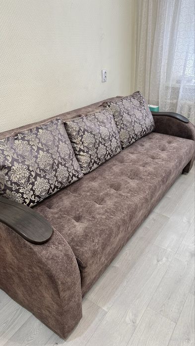 ПРОДАМ ДИВАН! В отличном  состоянии!