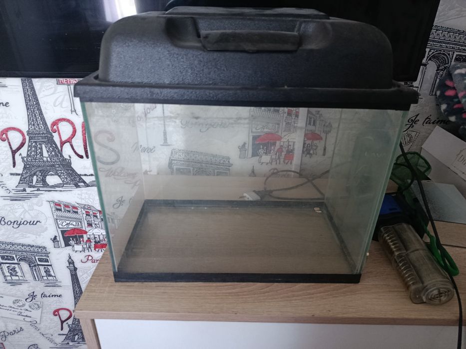 Продам аквариум 28 литров