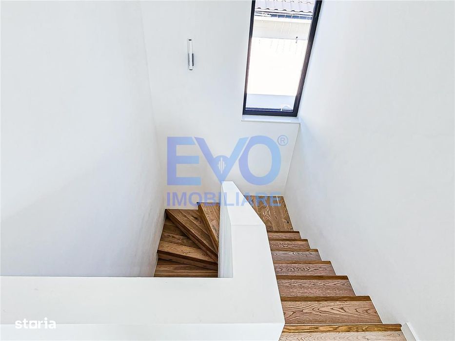 Casa moderna de vanzare, Miradis complex de case premium