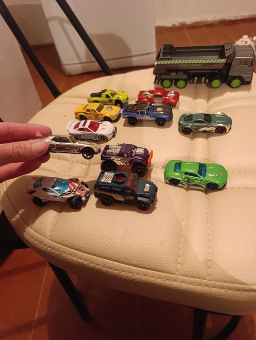 Игрушки шоколадқа айырбастаймын