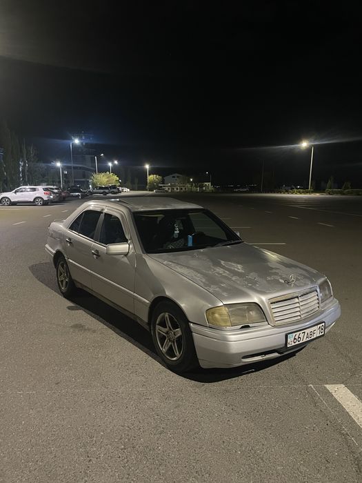 Mercedes c180 w202