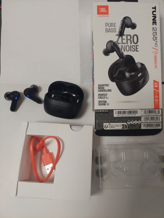 Casti JBL Pure Bass Tune 255nc