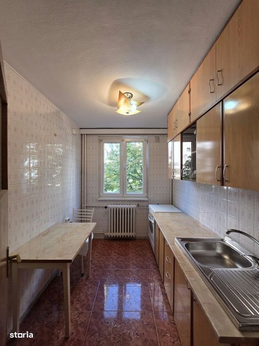 Apartament de 3 camere - 64 mp - la 10 minute de metrou Obor