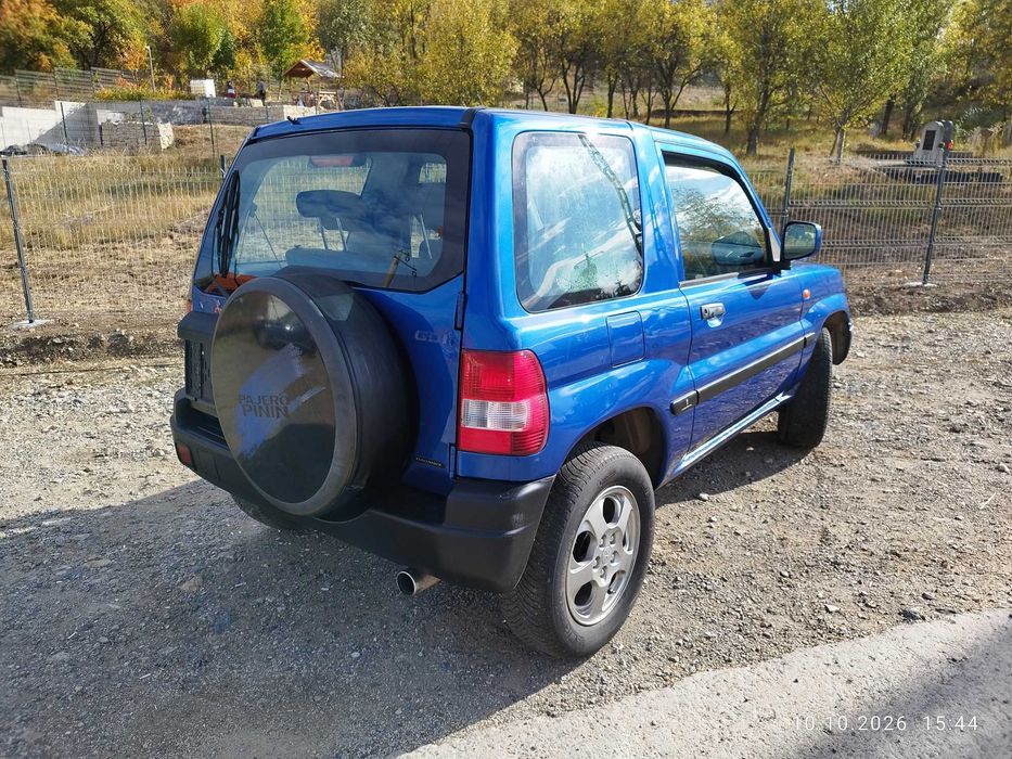 Mitsubishi Pajero Pinin model ELEGANCE cu reductor 4x4 superselect