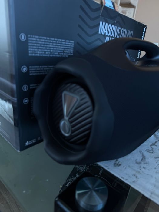 Jbl bombox 4 чисто нова