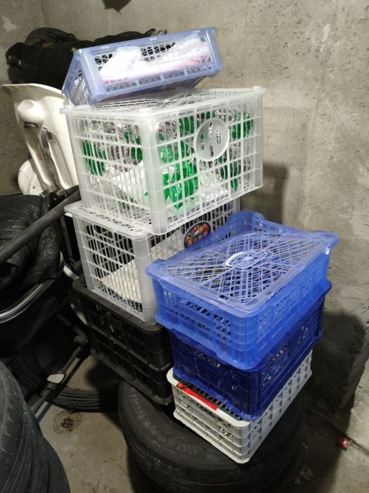 Пластиковые ящики