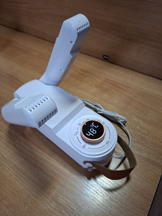 Обогреватель и сушилка для обуви и носков