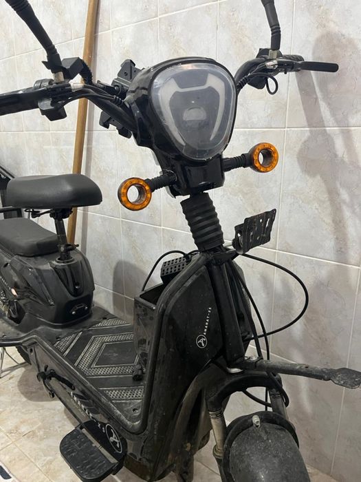 Скутер новый