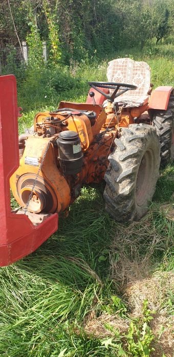 Tractoras 4x4  model italian