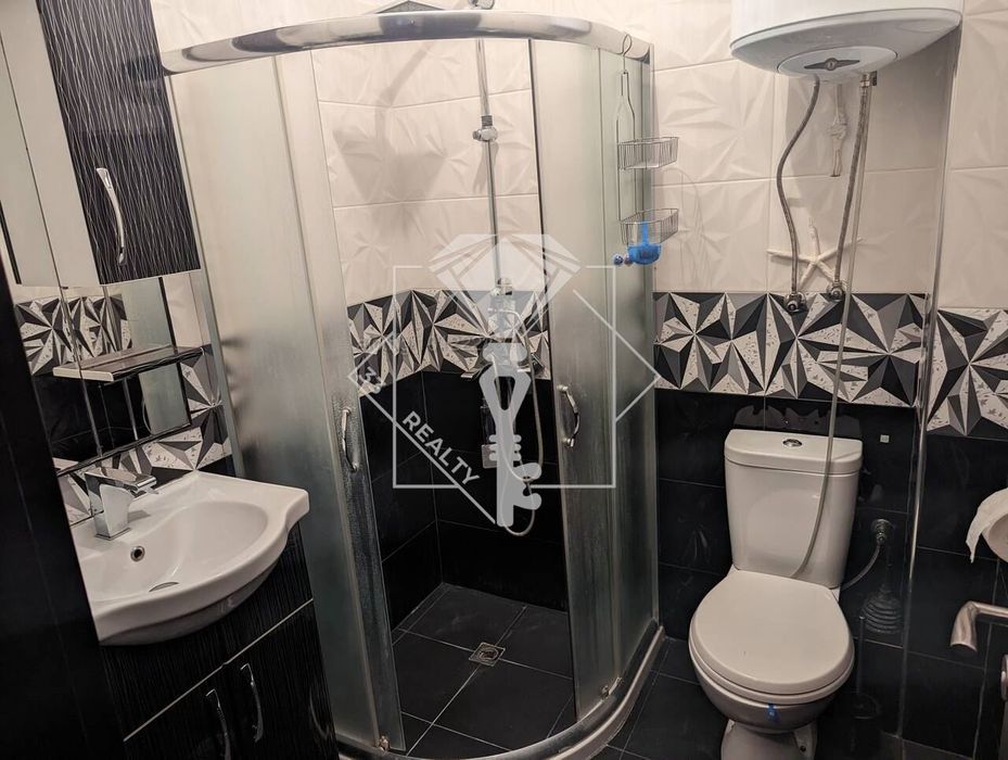 Продава се Двустаен апартамент в Пловдив, Тракия - 76 кв.м за 2033 €/кв.м - Снимка #6