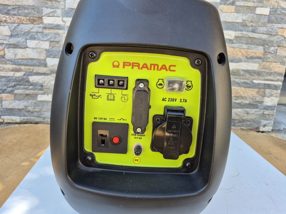 Generator  curent 1 kw Pramac nou