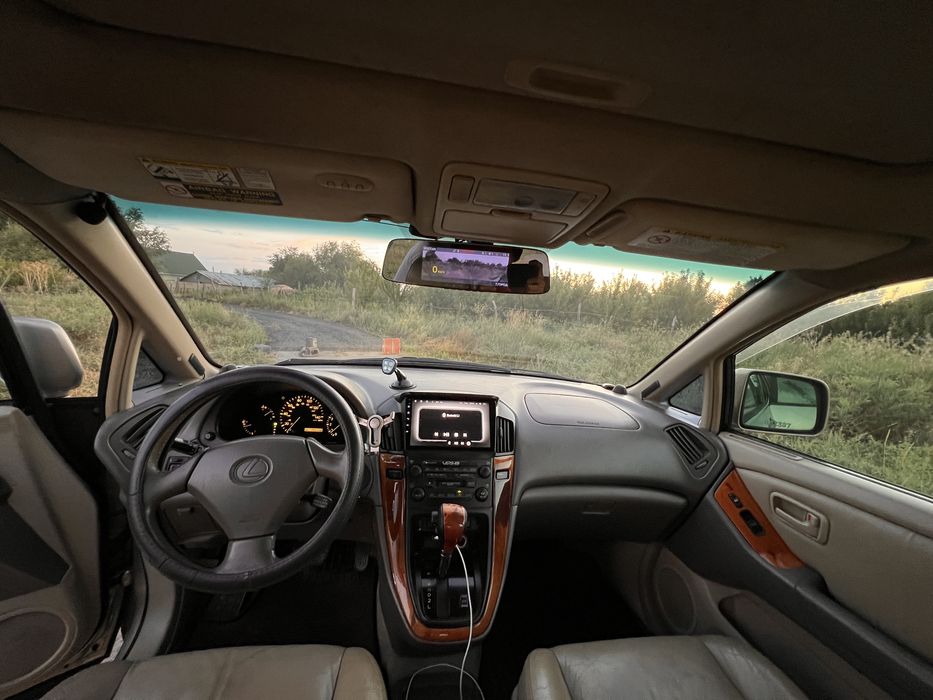 Lexus RX 300 3.0 V6  • 4WD