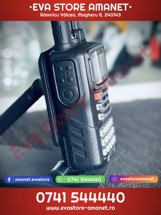 Statie Transceiver Emisie-Receptie YAESU VX-6 FM Tri Band Submersibil