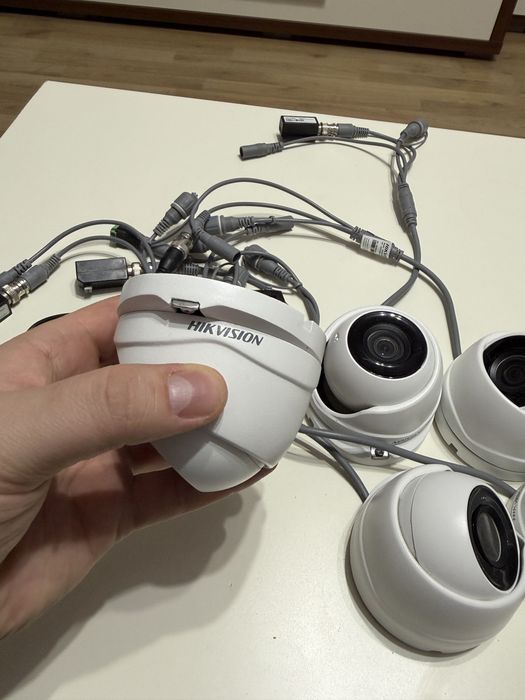 Camere hikvision DS-2CE56D8T-IT3F