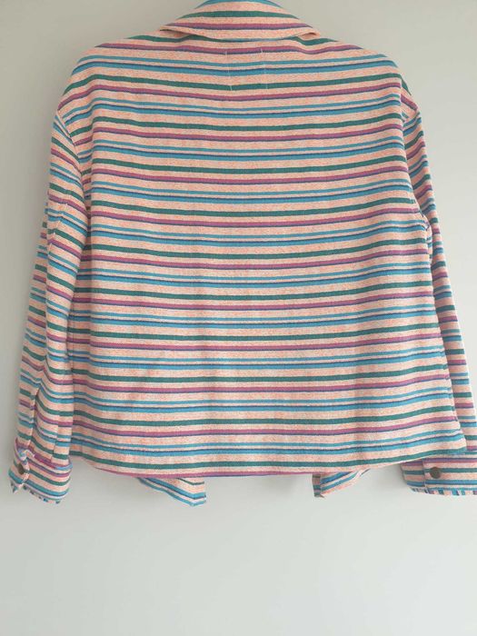 Стилно дамско сако от ZARA