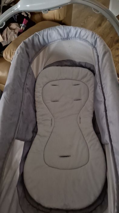 Продам шэзлонг манежка Chicco Baby Hug 4в1