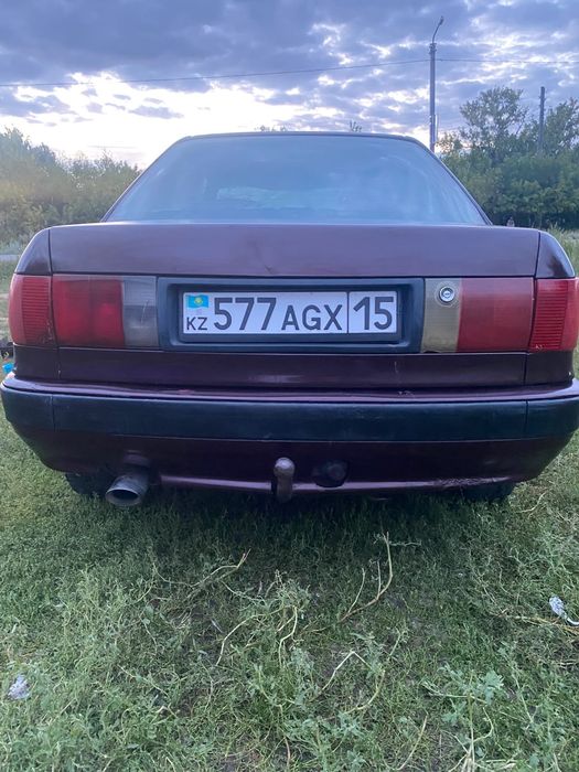 Продам Ауди 80 б4