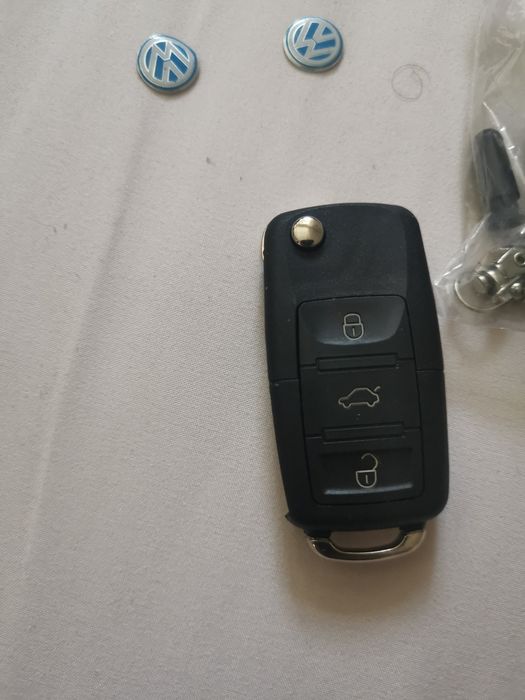 Carcasa cheie noua de silicon si cheie
