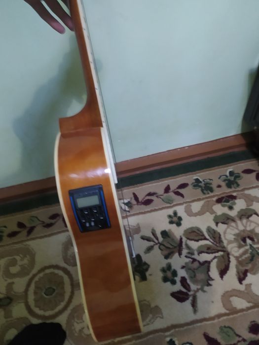 Гитара пол електроника. Харезм обл.