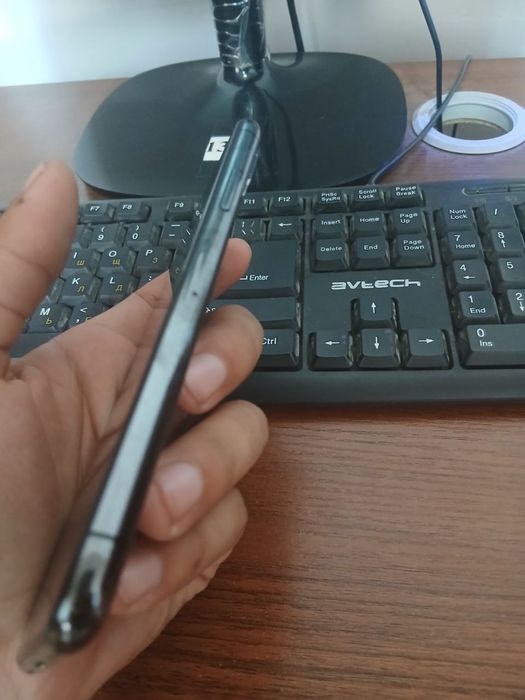 iphone X sotiladi e’lon oxirigacha uqing