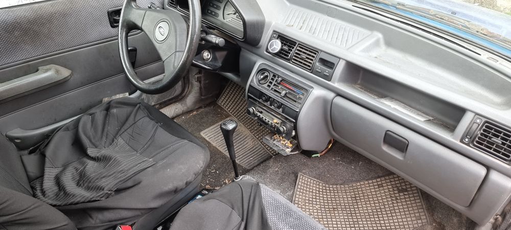 Форд  фиеста 1.1 бензин