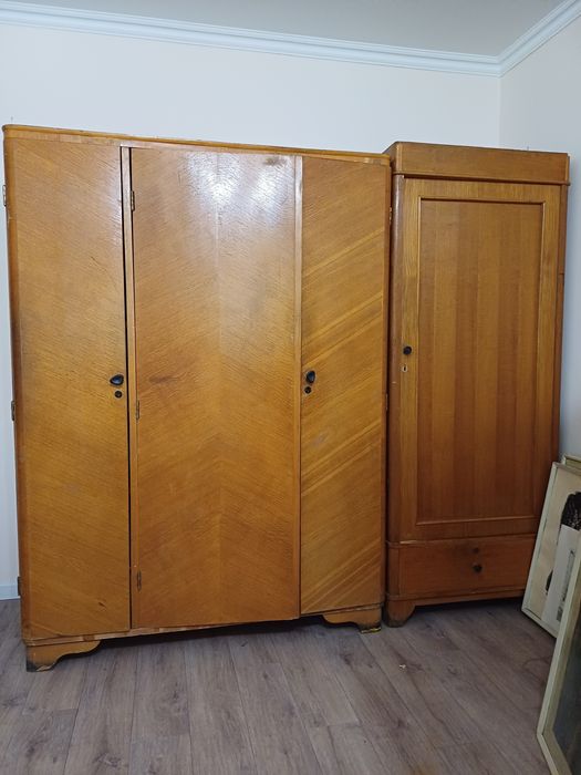 Шкафы для одежды