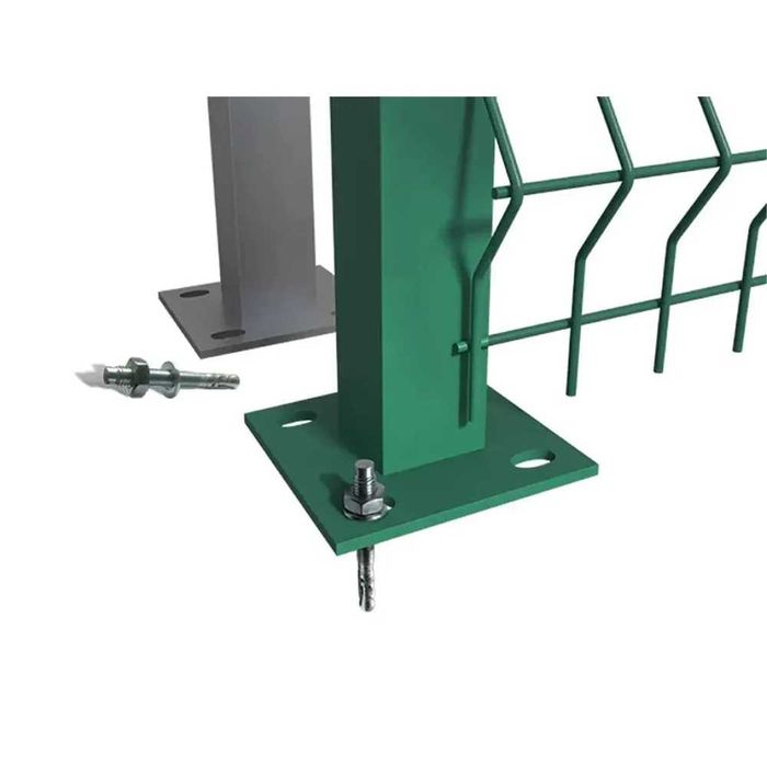 Оградни панели, колове, врати и портали по поръчка.