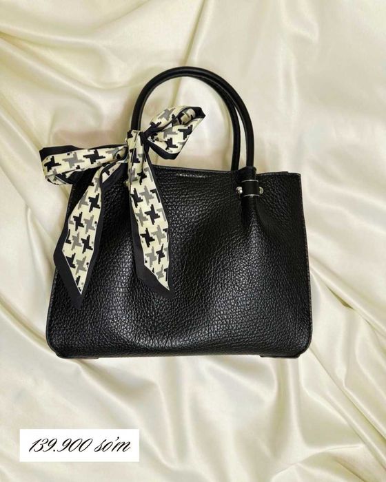 Yangi va Sifatli Klassik sumka  139.900 / Новая и качественная Сумка