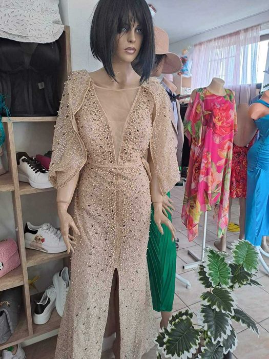 Rochie lunga de seara.