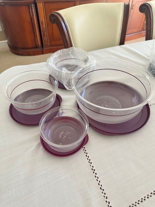 Tupperware, complet nou
