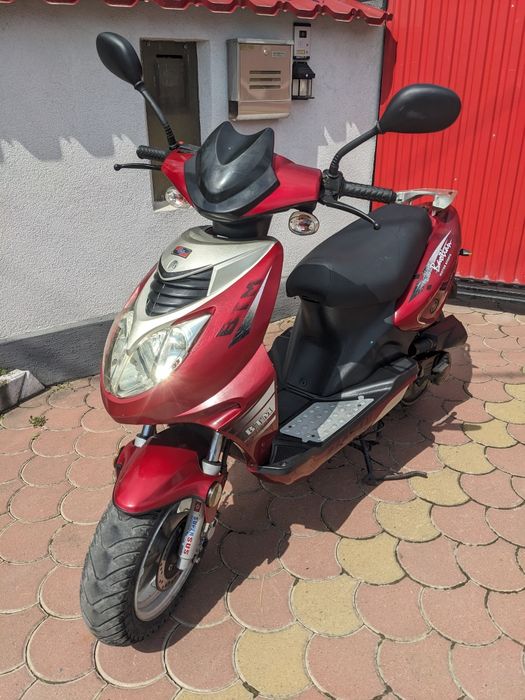 Scuter 49 cm 4 timpi