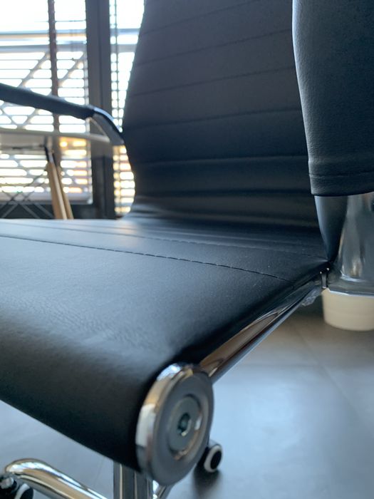 Офис Стол Tiffany - 24м гаранция и безплатна доставка до офис