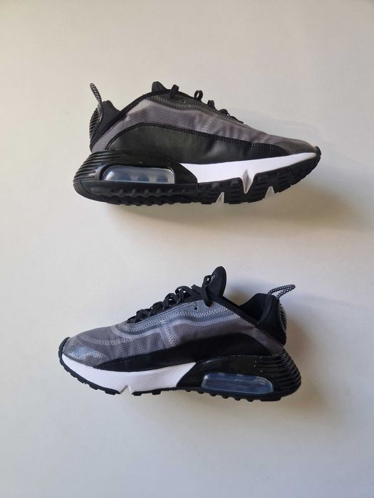 Nike Air Max 2090 оригинални маратонки