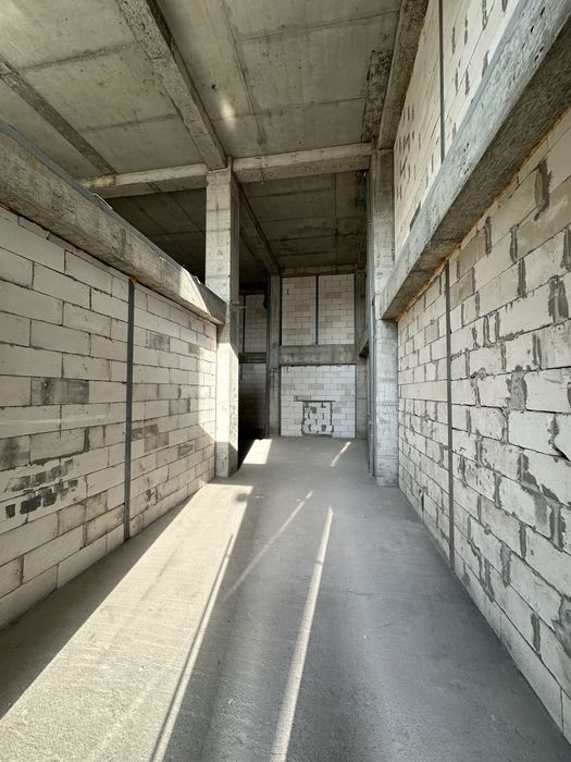 Аренда Коммерческое посещение на Mirabad Avenue