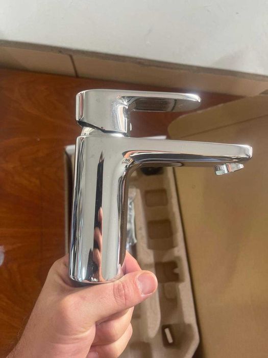 Baterie chiuveta Hansgrohe Vernis Blend, baterie cu înălțimea guriței de 100 mm, cu tijă de acționare, sistem de economisire a apei, crom