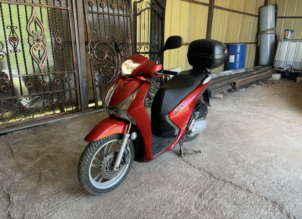 Scuter Honda Sh 125i înmatriculat