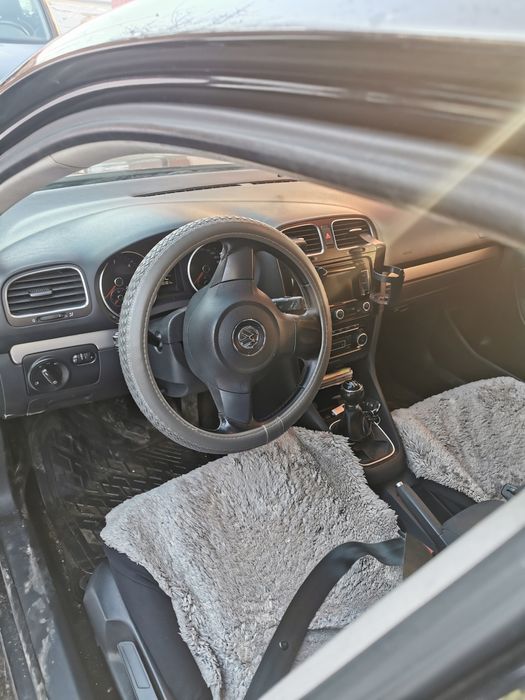 VOLKSWAGEN Golf 2011 — imagine 4