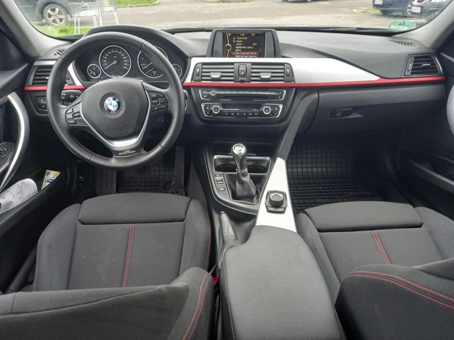 BMW Seria 3 328i