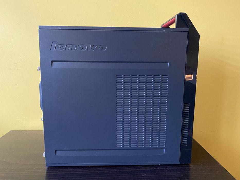 Настолен Компютър I3 / 8 GB RAM