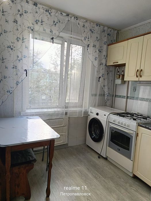 Сдам 2 комнатную квартиру