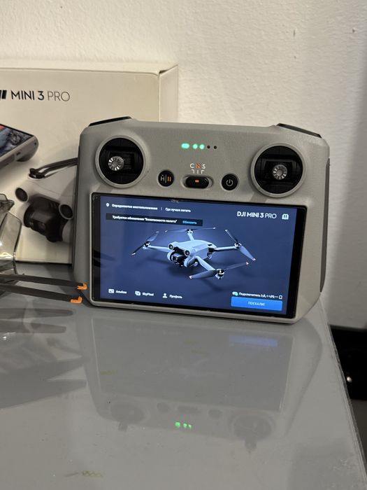 DJI Mini 3 Pro + пульт DJI RC (экран), 2 АКБ и сумка