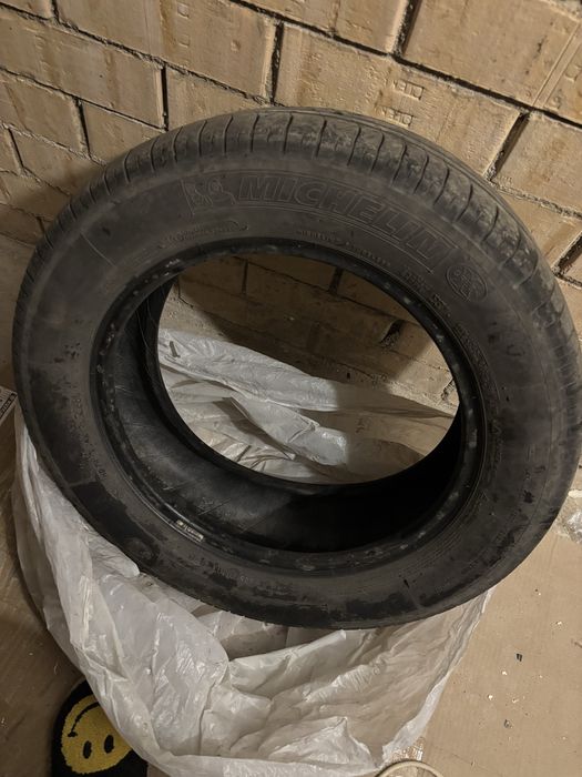 Продам 4 шины Michelin 205*60. Летние