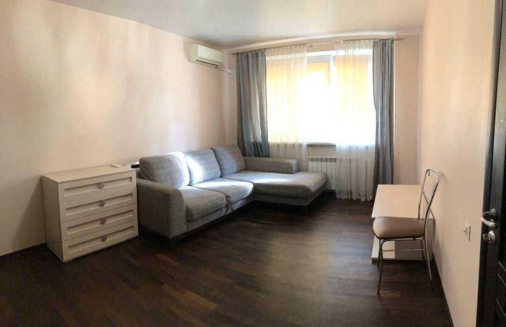 Сдаётся 1-комн. Район парка Шахтер.