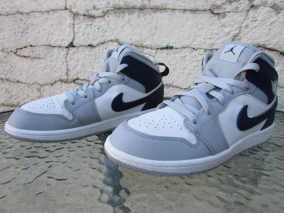 Детски маратонки Nike Air Jordan 1 Mid