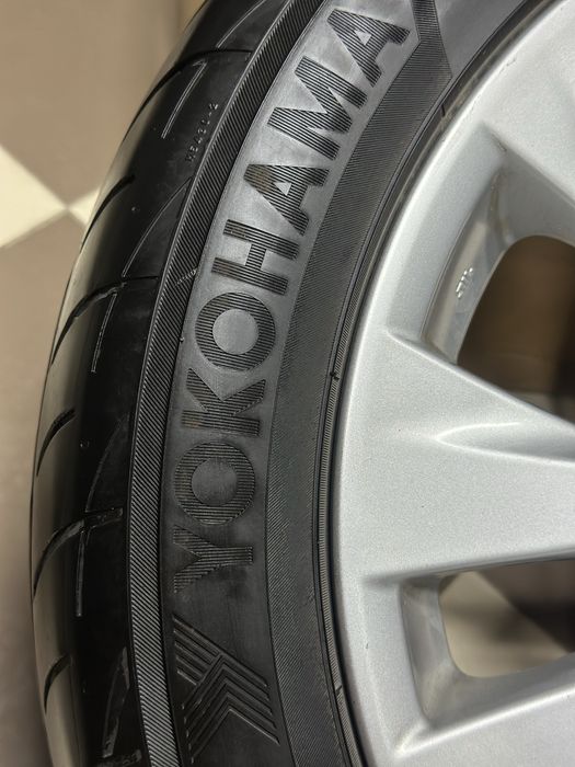 Альфард Вальфайр  оригинал Yokohama
