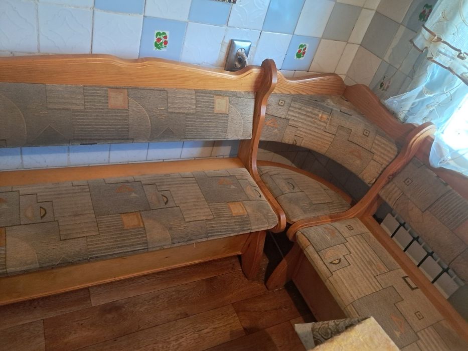 Продам угловую зону на кухню